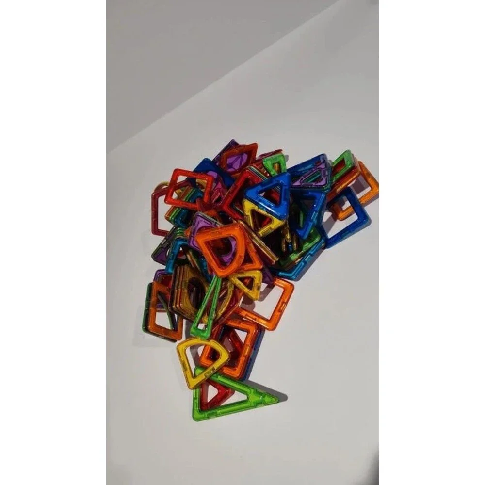 Magformers Discovery Construction magnetic magnet tiles geometric shapes 116pcs